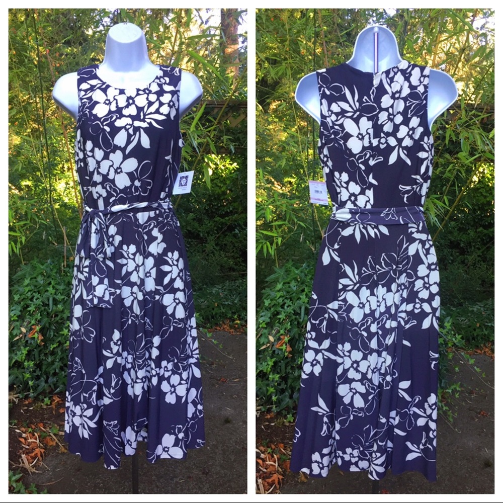 NWT Anne Klein A-Line Dress Gray White Floral